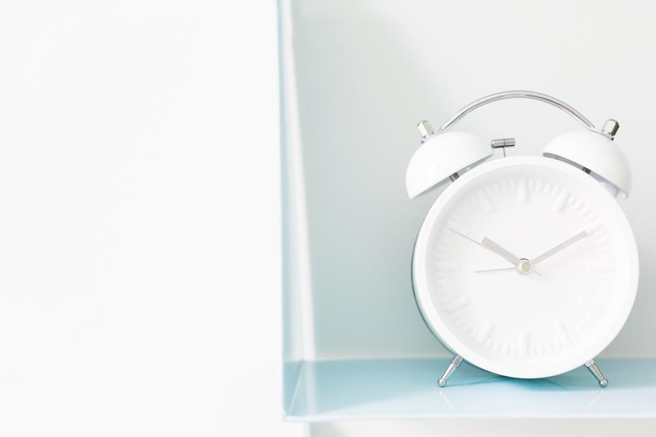 white-alarm-clock_925x
